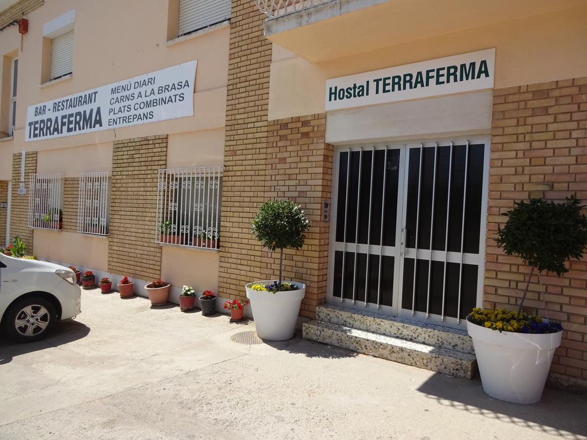 Hostal Terraferma Algerri エクステリア 写真